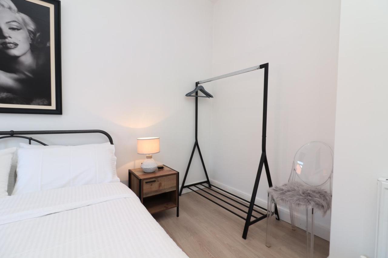 Hope House Apartments เชสเตอร์ ภายนอก รูปภาพ